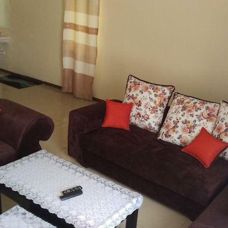 Luxurious Apartment Nakuru Esterno foto